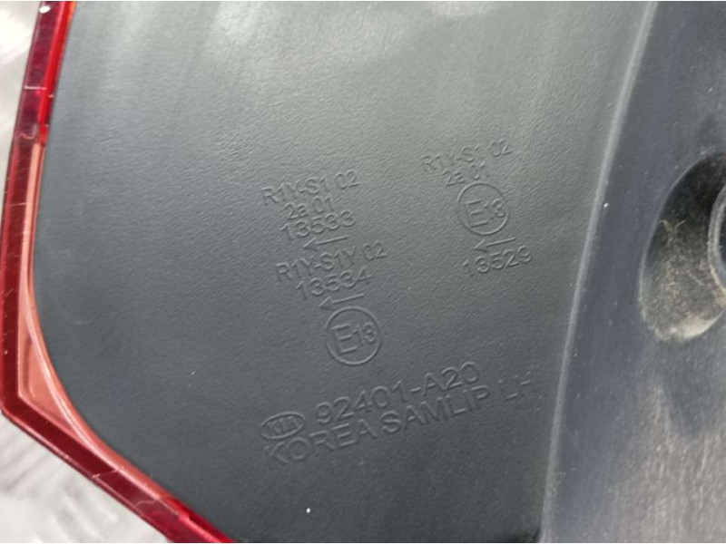 Recambio de piloto trasero izquierdo para kia ceed business referencia OEM IAM 92401A20  EXTERIOR