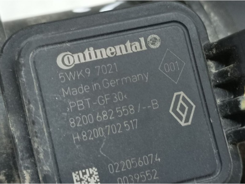 Recambio de caudalimetro para dacia sandero stepway referencia OEM IAM 8200682558B 5WK97021 CONTINENTAL
