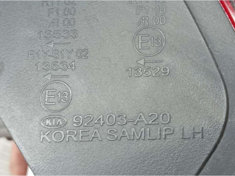 Recambio de piloto trasero izquierdo para kia ceed business referencia OEM IAM 92403A20  INTERIOR