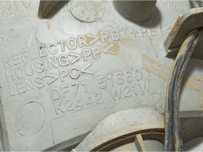 Recambio de piloto trasero izquierdo paragolpes para mazda 2 lim. (de) 1.3 active (5-ptas.) (55kw) referencia OEM IAM DF7151660 