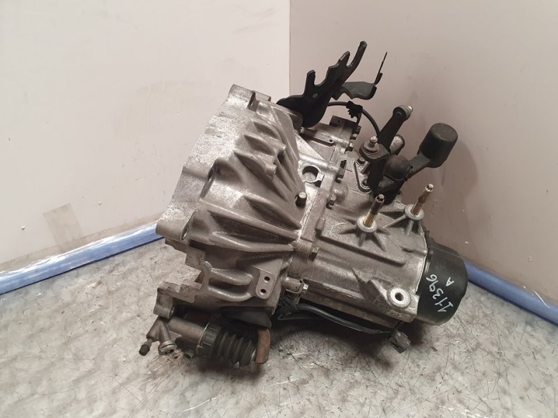 Recambio de caja cambios para mazda 5 berl. (cr) 2.0 sportive referencia OEM IAM 7TF0505874  5VELOCIDADES