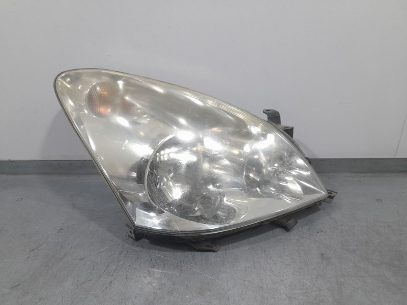 Recambio de faro derecho para toyota corolla verso (zer_, zze12_, r1_) 2.2 d-4d (aur10_) referencia OEM IAM 811300F010 STANLEY 7