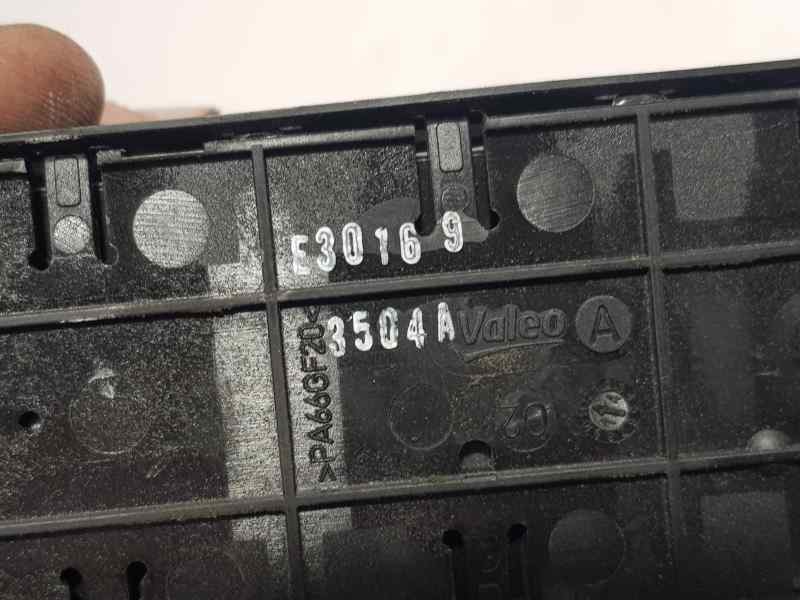 Recambio de mando elevalunas delantero izquierdo para renault scenic iii expression referencia OEM IAM E301696504A  