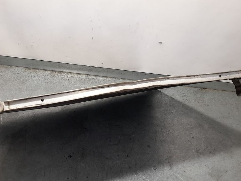 Recambio de condensador / radiador aire acondicionado para chevrolet aveo ls referencia OEM IAM 95227757  ALGO DOBLADO