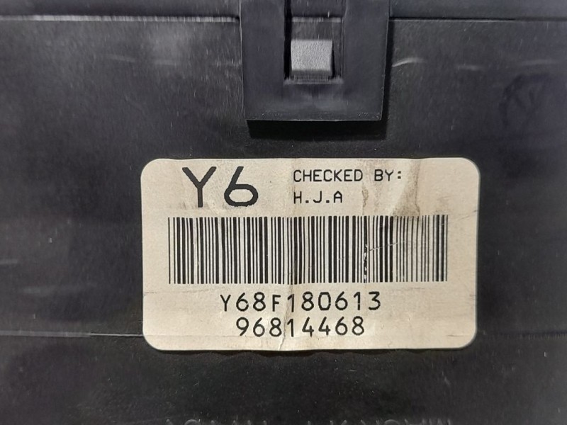 Recambio de cuadro instrumentos para chevrolet aveo ls referencia OEM IAM 96814468 Y68F180613 
