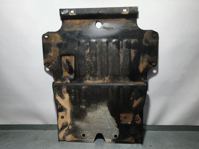 Recambio de cubrecarter para land rover range rover sport hse referencia OEM IAM   CHAPA