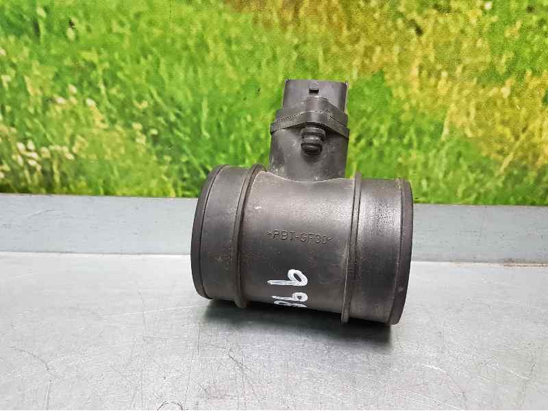 Recambio de caudalimetro para opel corsa c club referencia OEM IAM 281002180  BOSCH