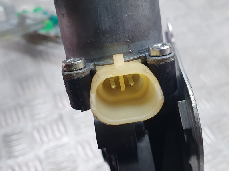 Recambio de elevalunas trasero izquierdo para mg mg zr (f/rf) 160 referencia OEM IAM SIN REF  ELECTRICO 2 PINES