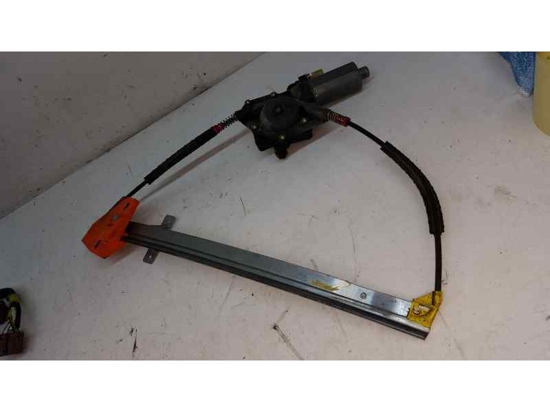 Recambio de elevalunas delantero derecho para ford fiesta berlina quarz referencia OEM IAM  2 PINS ELECTRICO