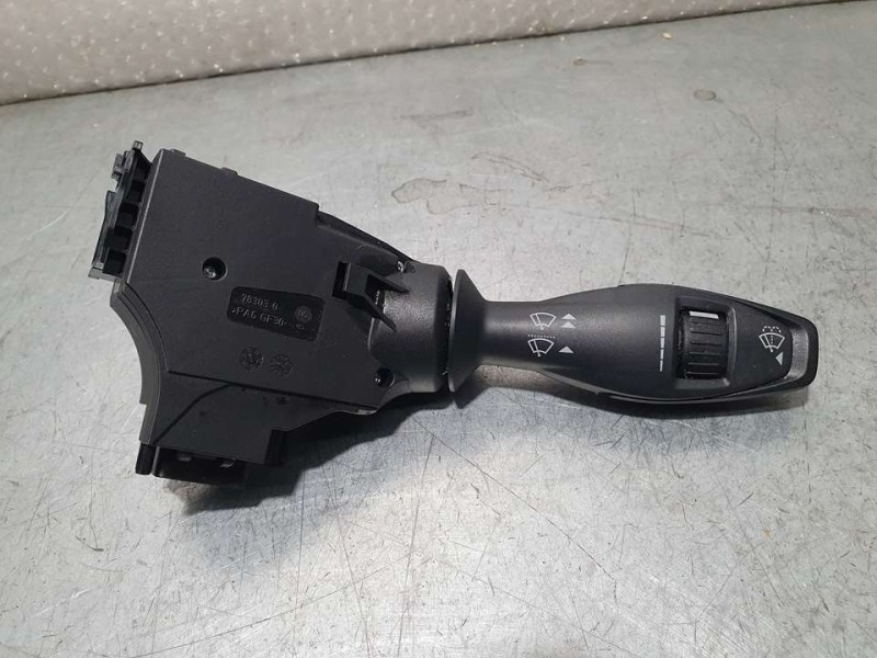 Recambio de mando limpia para ford ka+ ultimate referencia OEM IAM G1B517A553BA 10145550 