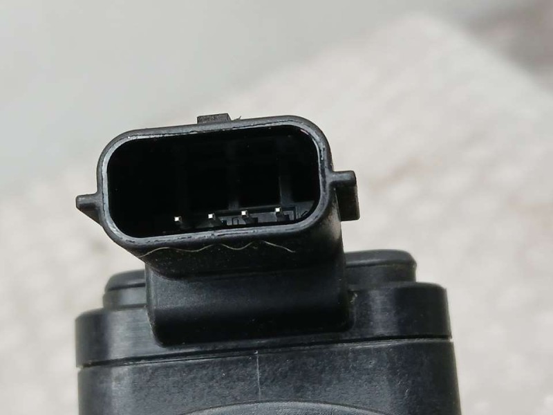 Recambio de caudalimetro para renault clio iv business referencia OEM IAM 8200702517 5WK97021 CONTINENTAL