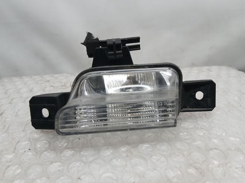 Recambio de piloto trasero derecho paragolpes para volkswagen tiguan (5n2) blue motion tig referencia OEM IAM 5N0941072A PILOTO 