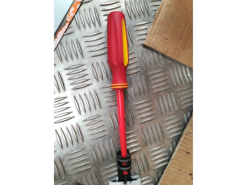 Recambio de destornillador maurer para » otros... no usar standard referencia OEM IAM 2324988 SEG.VA.1,2X6,5X150 