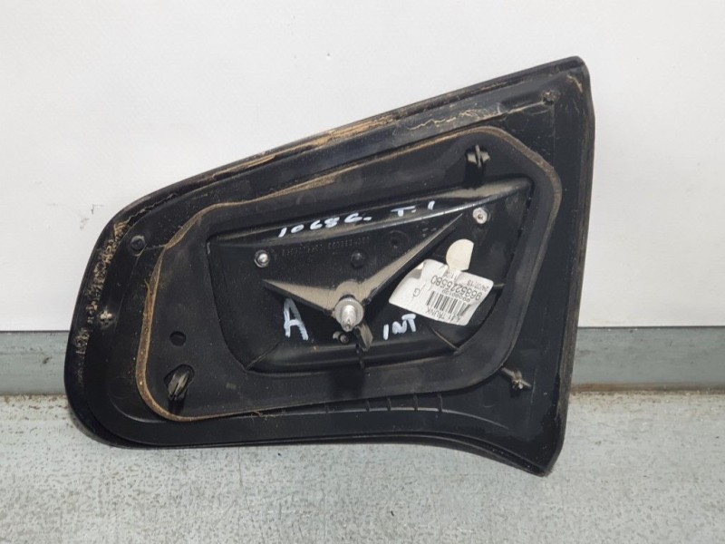 Recambio de piloto trasero izquierdo para citroën c3 business referencia OEM IAM   INTERIOR PATICAS ROTAS