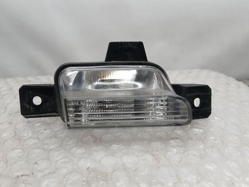 Recambio de piloto trasero izquierdo paragolpes para volkswagen tiguan (5n2) blue motion tig referencia OEM IAM 5N0941071A PILOT