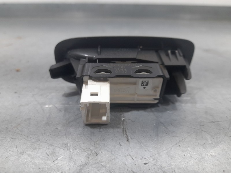 Recambio de mando elevalunas trasero izquierdo para citroën grand c4 spacetourer van (3a_, 3e_) bluehdi 130 referencia OEM IAM 9