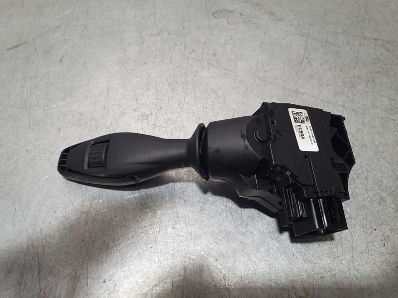 Recambio de mando limpia para ford ka+ ultimate referencia OEM IAM G1B517A553BA 10145550 