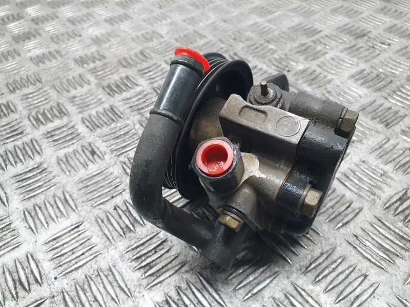 Recambio de bomba direccion para daewoo matiz cd referencia OEM IAM 96565763  