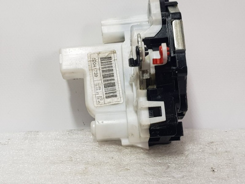 Recambio de cerradura puerta delantera izquierda para fiat nuova 500 (150) sport referencia OEM IAM 52041739  