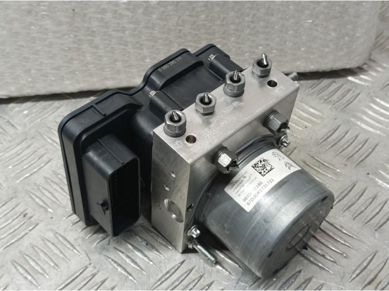 Recambio de abs para peugeot partner kasten furgon referencia OEM IAM 9834920780 970261 BOSCH