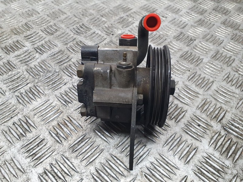 Recambio de bomba direccion para daewoo matiz cd referencia OEM IAM 96565763  
