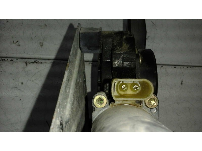 Recambio de elevalunas delantero derecho para ford mondeo berlina (gd) 2.0 16v cat referencia OEM IAM  2 PINS ELECTRICO