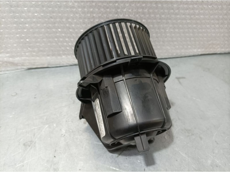 Recambio de motor calefaccion para citroën c4 cactus live referencia OEM IAM T4054001  BEHR