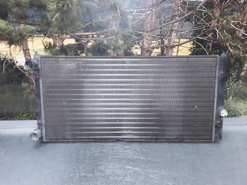 Recambio de radiador agua para volkswagen golf iii berlina (1h1) 2.0 referencia OEM IAM   