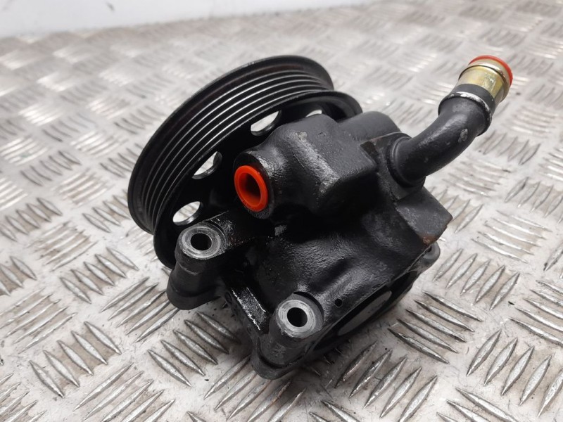 Recambio de bomba direccion para ford focus berlina (cak) ghia referencia OEM IAM SIN REF  