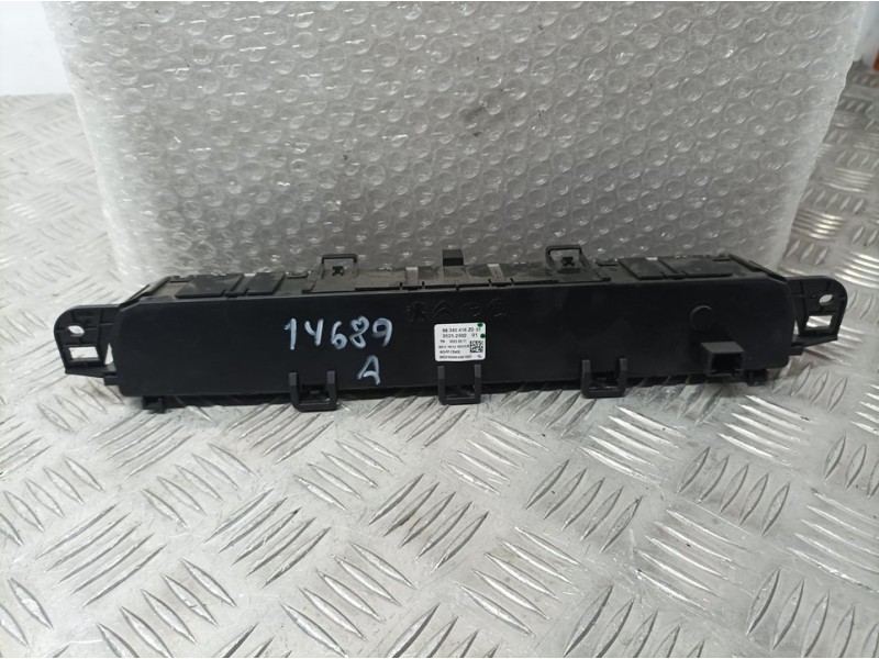 Recambio de mando climatizador para peugeot partner kasten furgon referencia OEM IAM 98340416ZD 35252502 