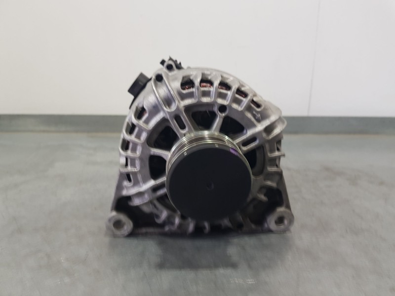 Recambio de alternador para opel corsa f (p2jo) 1.2 (68) referencia OEM IAM 9835689480  