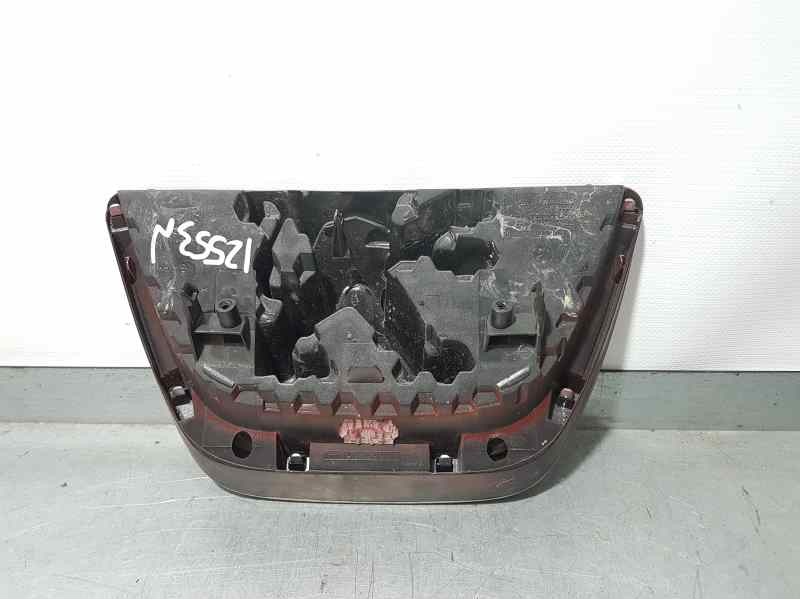 Recambio de rejilla delantera para peugeot 207 confort referencia OEM IAM   