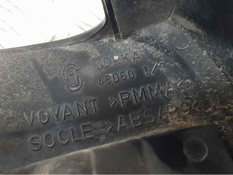 Recambio de piloto trasero derecho para citroën berlingo cumbre familiar referencia OEM IAM 9621303280  TOCADO