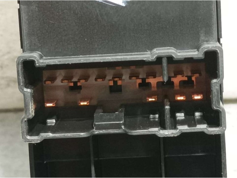 Recambio de mando elevalunas delantero izquierdo para nissan micra v (k14) acenta referencia OEM IAM 19510SD  C/ MANDO CIERRE CE