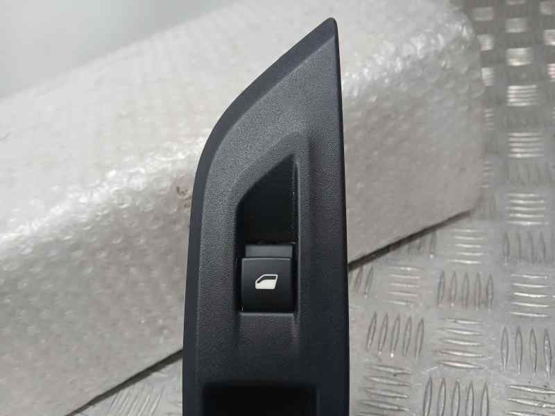 Recambio de mando elevalunas trasero derecho para peugeot 2008 (p1) allure referencia OEM IAM 98044803ZD  