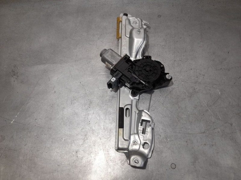 Recambio de elevalunas trasero izquierdo para renault megane iv berlina 5p zen referencia OEM IAM 430106F0  ELECTRICO