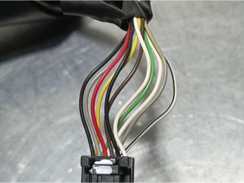 Recambio de retrovisor derecho para renault clio iv business referencia OEM IAM 1285349004  ELECTRICO 11 CABLES