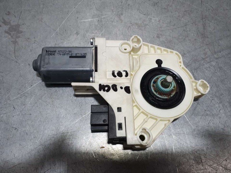 Recambio de motor elevalunas delantero derecho para audi a6 allroad quattro (4fh) 3.0 tdi referencia OEM IAM 4F0959802D 99700820