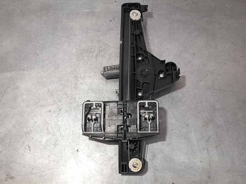 Recambio de elevalunas trasero derecho para peugeot 208 (p2) allure referencia OEM IAM 9829045580  ELECTRICO 6 PINS