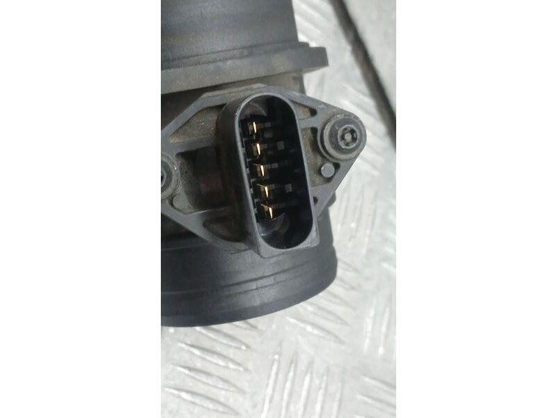 Recambio de caudalimetro para volkswagen golf v berlina (1k1) igolf referencia OEM IAM 038906461B BOSCH 0281002531