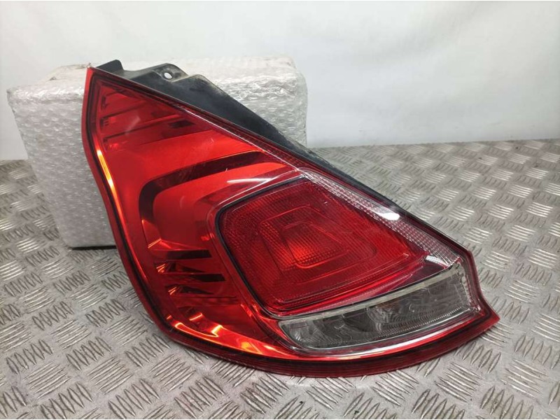 Recambio de piloto trasero izquierdo para ford fiesta (ccn) trend referencia OEM IAM C19B13405AR  