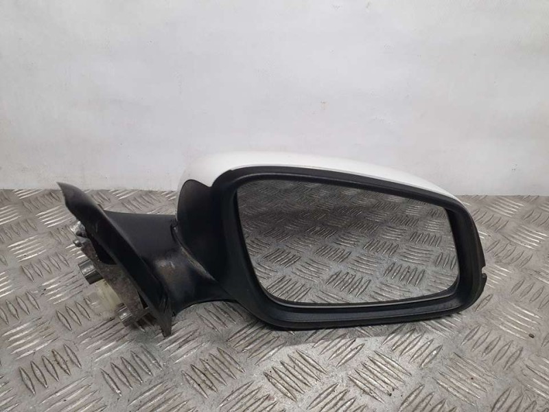 Recambio de retrovisor derecho para bmw serie 1 lim. (f20/f21) 116i referencia OEM IAM 51167242702  ELECTRICO 6 PINES TOCADO