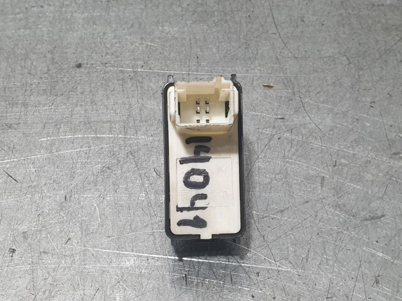 Recambio de mando elevalunas delantero derecho para peugeot 208 (p2) allure referencia OEM IAM 98044803ZD  