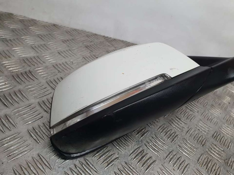 Recambio de retrovisor derecho para bmw serie 1 lim. (f20/f21) 116i referencia OEM IAM 51167242702  ELECTRICO 6 PINES TOCADO