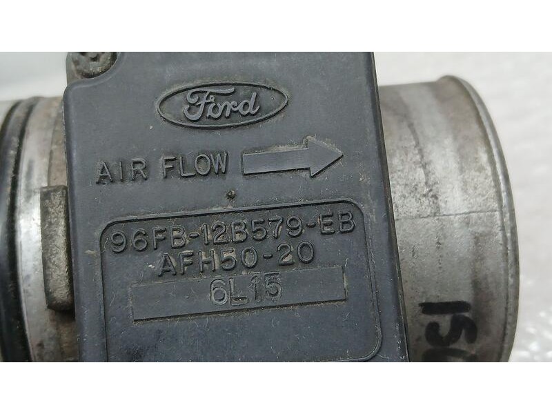 Recambio de caudalimetro para ford fiesta berlina ghia referencia OEM IAM 96FB12B579EB  AFH5020