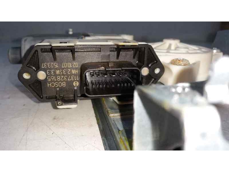 Recambio de elevalunas trasero izquierdo para citroën c4 berlina collection referencia OEM IAM  6 PINS ELECTRICO