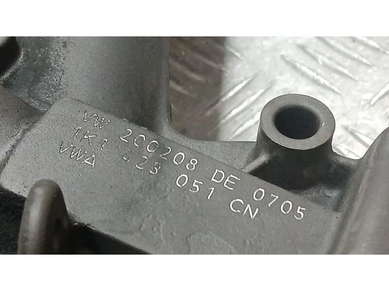 Recambio de cremallera direccion para volkswagen golf v berlina (1k1) igolf referencia OEM IAM 1K1423051CN ELECTRO-MECANICA 2002