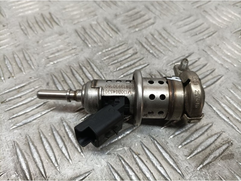 Recambio de inyector adblue para citroën c3 feel referencia OEM IAM 9813930180  