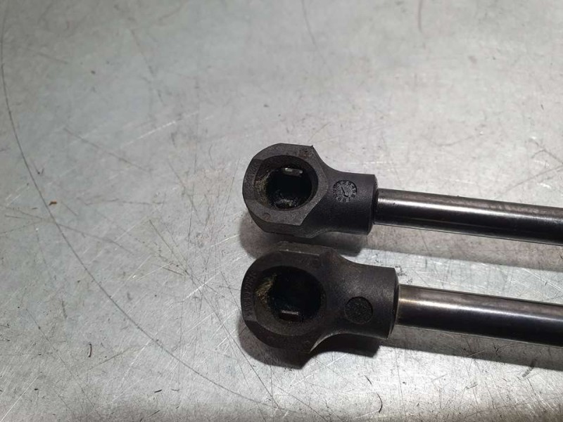 Recambio de amortiguadores maletero / porton para peugeot 308 active pack bluehdi 130 s&s referencia OEM IAM 9835215480 70002102