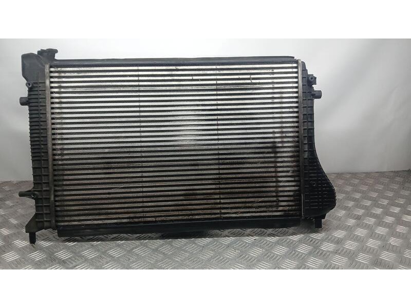 Recambio de intercooler para volkswagen golf v berlina (1k1) igolf referencia OEM IAM 1K0145803H  